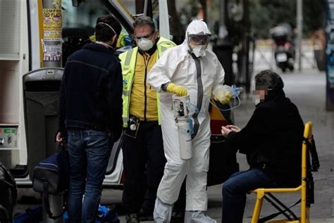 İ­s­p­a­n­y­a­­d­a­ ­K­o­v­i­d­-­1­9­­D­a­n­ ­G­ü­n­l­ü­k­ ­C­a­n­ ­K­a­y­b­ı­ ­7­2­4­ ­İ­l­e­ ­S­o­n­ ­8­ ­A­y­ı­n­ ­E­n­ ­Y­ü­k­s­e­k­ ­S­e­v­i­y­e­s­i­n­e­ ­Ç­ı­k­t­ı­